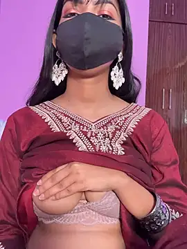 Snapshot of Neha18 chatting on 02/05/26, 07:37 Neha18 online show from 02/05/26, 07:37