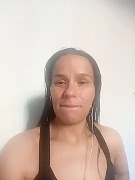 Levanna 1 online show from 10/06/25, 09:04