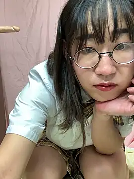 Snapshot of tmtm_mugiwara chatting on 11/12/25, 06:28 tmtm mugiwara online show from 11/12/25, 06:28