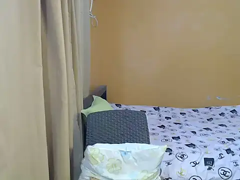 Snapshot of ur_petitejaya chatting on 03/22/26, 06:53 ur petitejaya online show from 03/22/26, 06:53