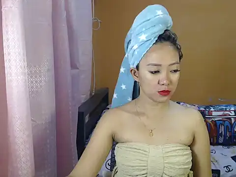 Snapshot of ur_petitejaya chatting on 04/08/26, 07:37 ur petitejaya online show from 04/08/26, 07:37