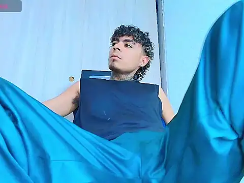 freyva online show from 04/07/26, 01:18
