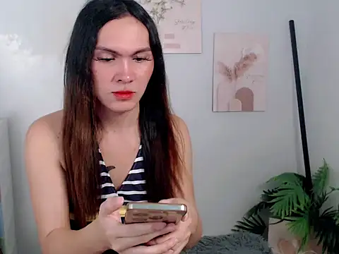 Pinkyweb 03 online show from 05/09/26, 03:43