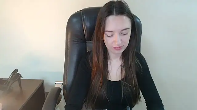 BonnieX  online show from 04/21/26, 09:38
