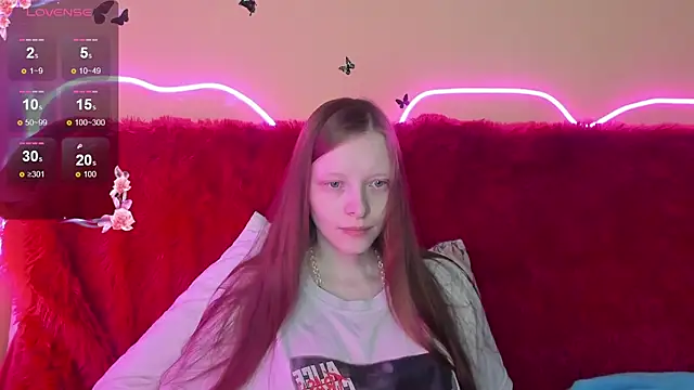 AliceHaris online show from 12/19/25, 01:20