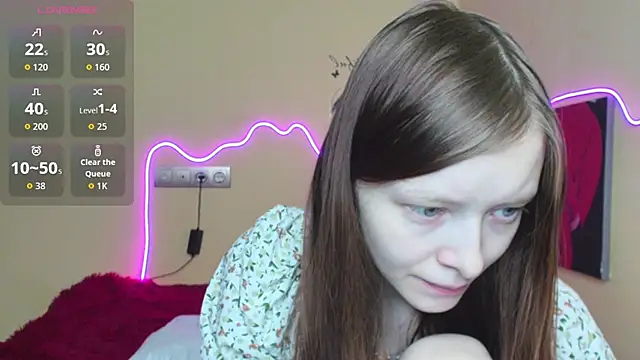 AliceHaris online show from 10/21/25, 03:17