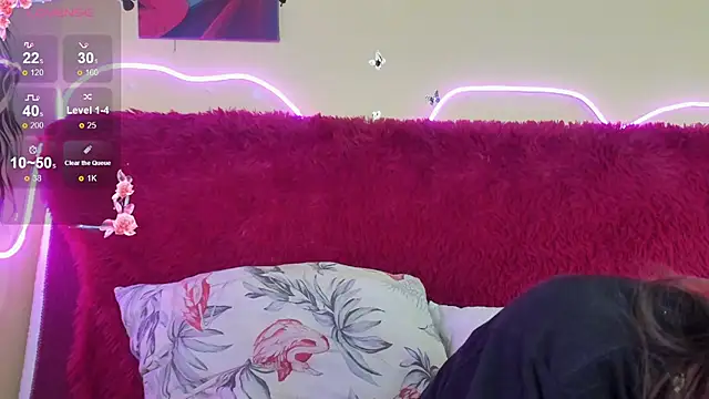 AliceHaris online show from 11/30/25, 01:39