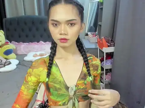 yunxieesweetgurl online show from 11/12/25, 03:49