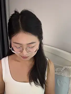 Snapshot of Ella-A9 chatting on 09/26/25, 02:46 Ella-A9 online show from 09/26/25, 02:46