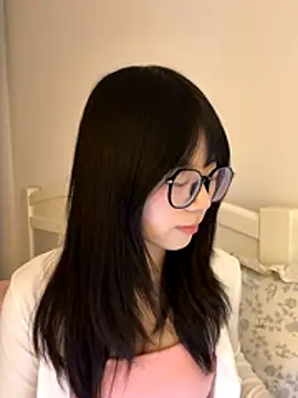 Snapshot of Ella-A9 chatting on 11/20/25, 03:02 Ella-A9 online show from 11/20/25, 03:02