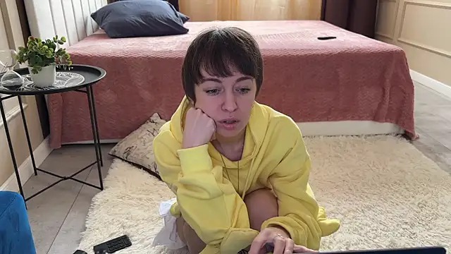 daniellia  online show from 03/06/26, 09:26