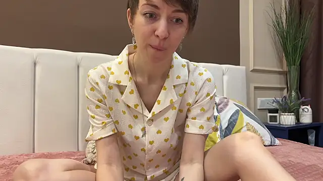 daniellia  online show from 02/24/26, 09:21