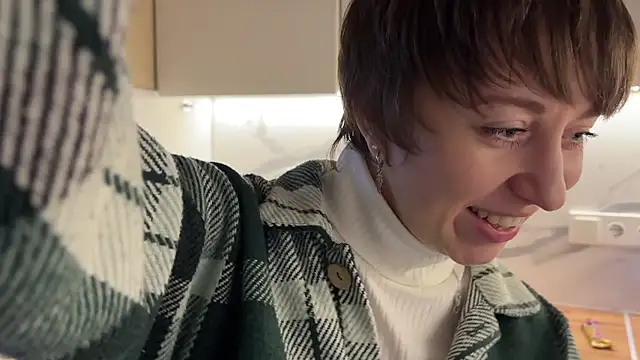 daniellia  online show from 04/03/26, 02:23