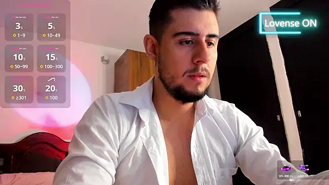 Snapshot of ryan_evanss chatting on 10/14/25, 04:24 ryan evanss online show from 10/14/25, 04:24