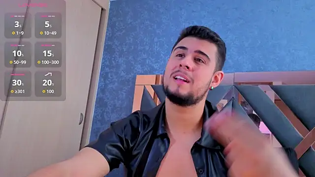 Snapshot of ryan_evanss chatting on 10/02/25, 05:27 ryan evanss online show from 10/02/25, 05:27