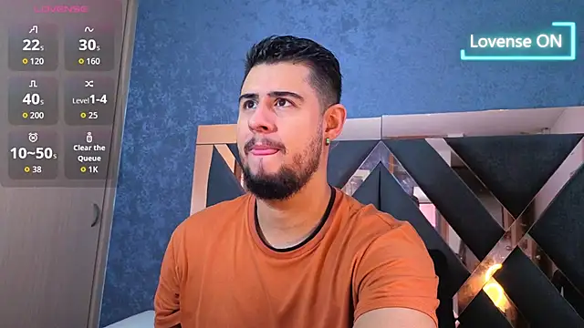 Snapshot of ryan_evanss chatting on 10/30/25, 11:52 ryan evanss online show from 10/30/25, 11:52