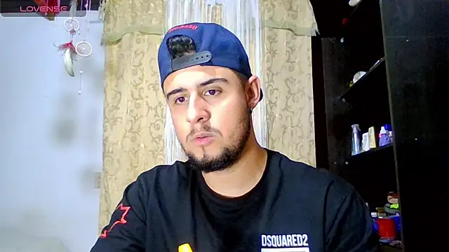 Snapshot of ryan_evanss chatting on 10/01/25, 04:50 ryan evanss online show from 10/01/25, 04:50