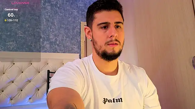 Snapshot of ryan_evanss chatting on 09/10/25, 12:48 ryan evanss online show from 09/10/25, 12:48