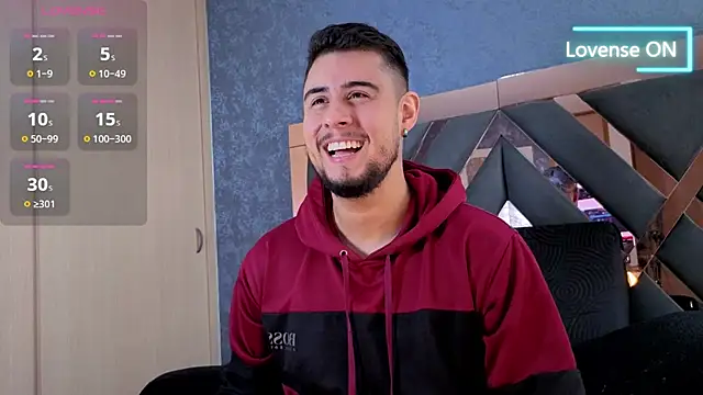 Snapshot of ryan_evanss chatting on 10/10/25, 12:50 ryan evanss online show from 10/10/25, 12:50