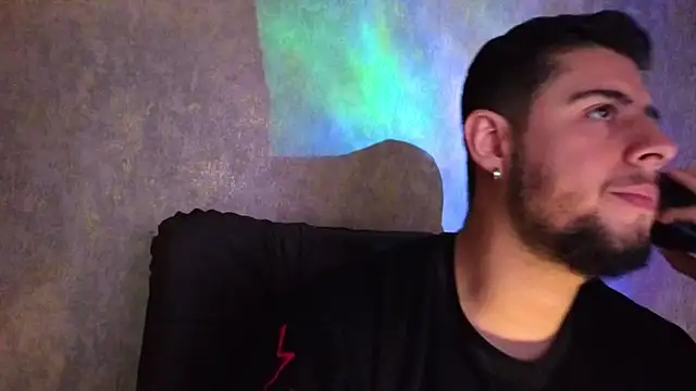 Snapshot of ryan_evanss chatting on 09/11/25, 01:22 ryan evanss online show from 09/11/25, 01:22