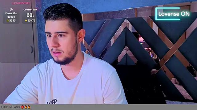 Snapshot of ryan_evanss chatting on 10/03/25, 11:23 ryan evanss online show from 10/03/25, 11:23