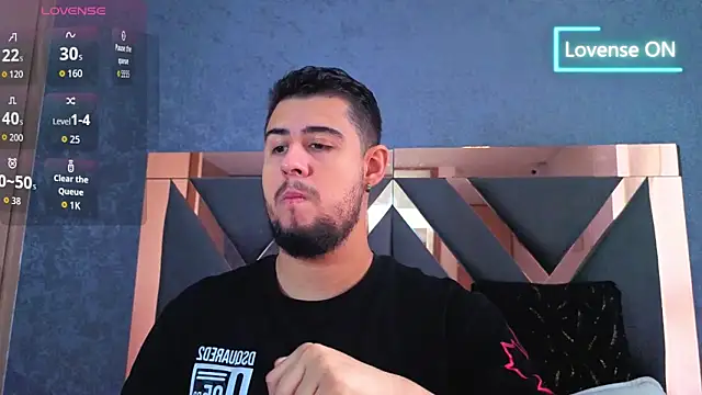 Snapshot of ryan_evanss chatting on 11/01/25, 12:10 ryan evanss online show from 11/01/25, 12:10