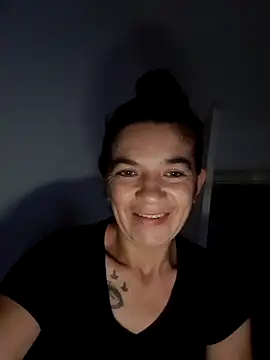 alinaalinutzq online show from 11/02/25, 07:30