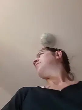 alinaalinutzq online show from 11/04/25, 07:12