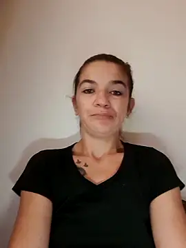 Snapshot of alinaalinutzq chatting on 11/01/25, 06:30 alinaalinutzq online show from 11/01/25, 06:30