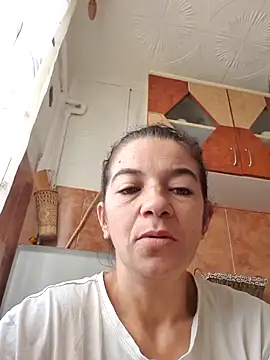 Snapshot of alinaalinutzq chatting on 10/19/25, 08:50 alinaalinutzq online show from 10/19/25, 08:50