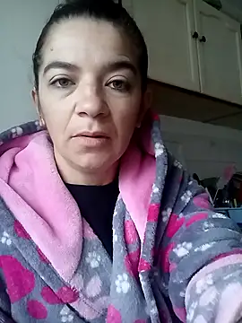 alinaalinutzq online show from 11/23/25, 06:01