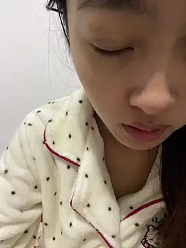 MengMeng0515 online show from 12/19/25, 11:56