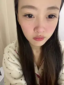 MengMeng0515 online show from 05/02/26, 11:04