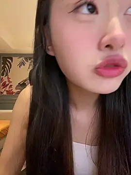 MengMeng0515 online show from 04/08/26, 01:56