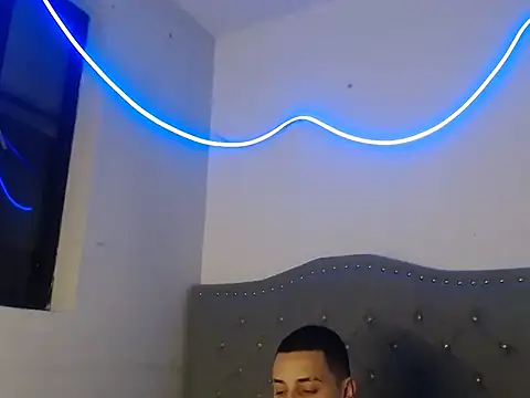 xalejo max online show from 09/18/25, 09:29