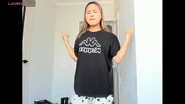 saika blush online show from 10/19/25, 08:17