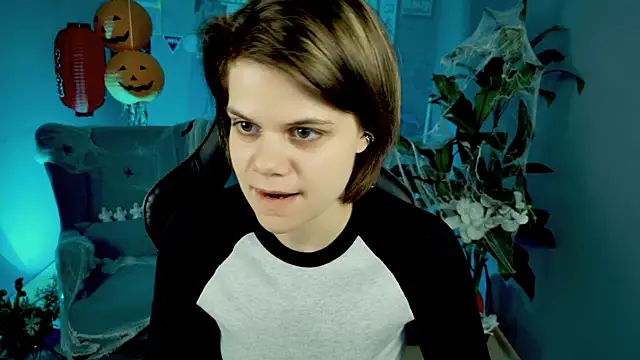 EllieMurler online show from 11/01/25, 09:25