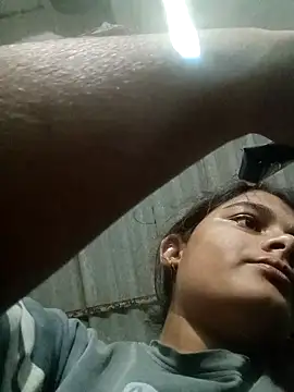 Snapshot of Hot_siiii chatting on 10/19/25, 01:47 Hot siiii online show from 10/19/25, 01:47