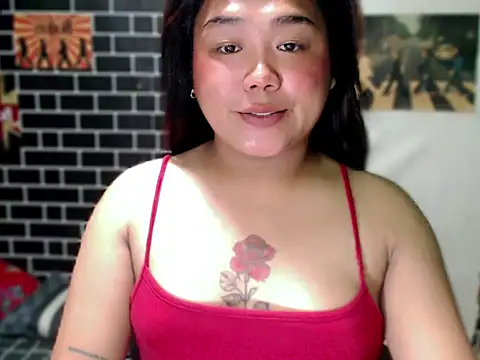 luluakovi 69 online show from 02/16/26, 05:17