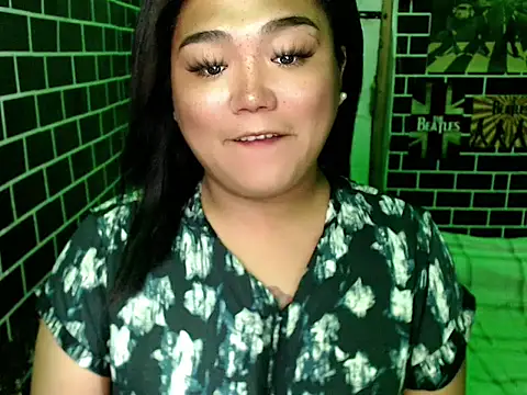 luluakovi 69 online show from 09/29/25, 08:47