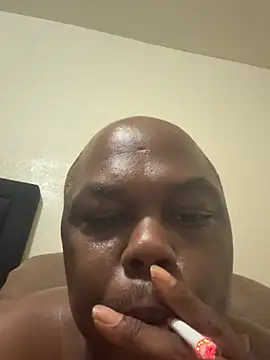 Snapshot of devon3421 chatting on 03/04/26, 03:47 devon3421 online show from 03/04/26, 03:47