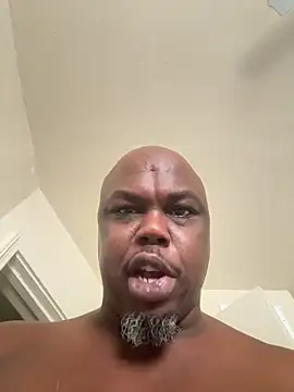 Snapshot of devon3421 chatting on 02/13/26, 07:36 devon3421 online show from 02/13/26, 07:36