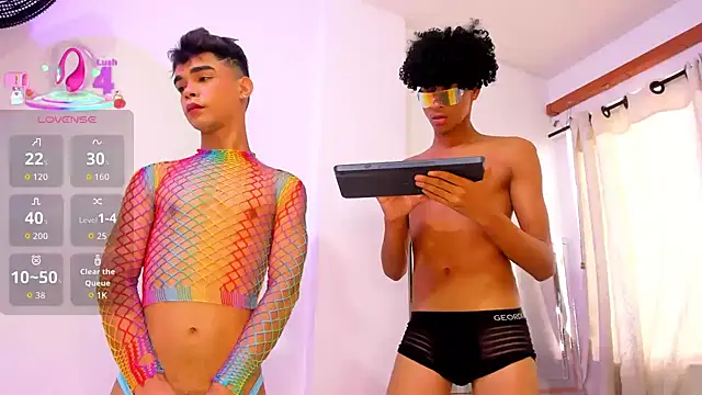 Snapshot of Violet_Dream2 chatting on 11/09/25, 05:28 Violet Dream2 online show from 11/09/25, 05:28