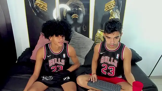 Snapshot of Violet_Dream2 chatting on 11/25/25, 05:46 Violet Dream2 online show from 11/25/25, 05:46