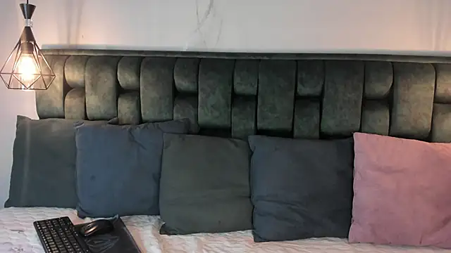 Bellarohs online show from 03/26/26, 07:45