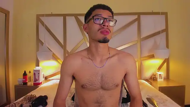 Jaxon Carter online show from 04/14/26, 01:54