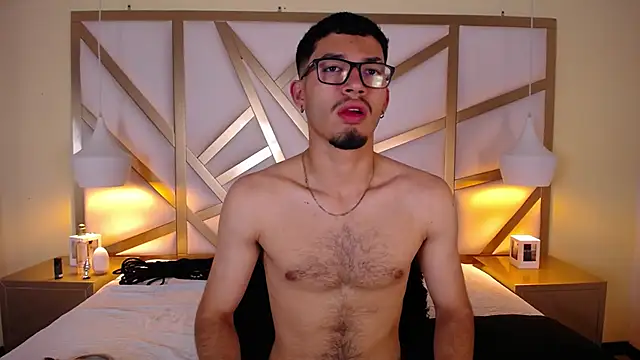 Snapshot of Jaxon_Carter chatting on 10/20/25, 10:21 Jaxon Carter online show from 10/20/25, 10:21