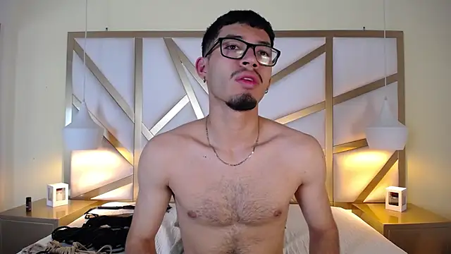 Snapshot of Jaxon_Carter chatting on 11/19/25, 11:27 Jaxon Carter online show from 11/19/25, 11:27