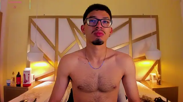 Jaxon Carter online show from 04/15/26, 02:17