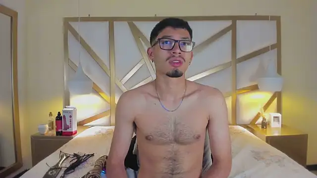 Jaxon Carter online show from 04/12/26, 02:15